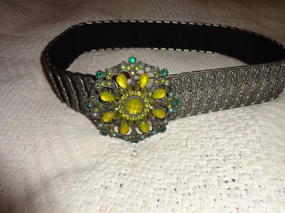 Cinturón vintage para mujer ELASTIZADO tono plata placas de metal con hebilla de flor de diamantes de imitación Foto 1 de 4