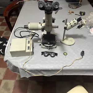 Microscopio Russo Vintage Marca Omo Con Accessori - Bild 1 von 7