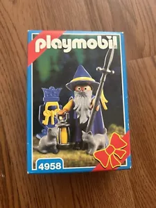 Playmobil 4958 Gnome Toy Set Blue Guard Wizard Dwarf Beard Cat NEW FACTRY SEALED - Picture 1 of 2
