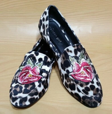 Madden Girl Animal Print Flat Loafers 8.5 M Flower Embroidered Womens Shoes - Image 1 of 4