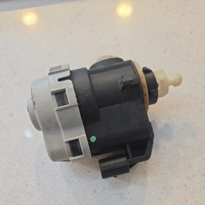 OEM Dodge Durango Jeep Grand Cherokee Headlight Motor Aiming Leveling Level  - Image 1 of 4