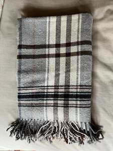 IKEA Hermine Throw Soft Wool Blend Blanket Couch Throw Beige Brown 48”x 70” 1999 - Picture 1 of 4