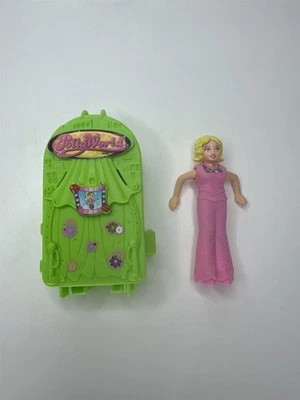复古美泰 Polly Pocket Bug World 小巧玩具套装粉色娃娃人偶麦当劳 — 第 1/4 张图片