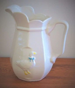 Brocca vintage McCoy Pottery anni 80 vetro bianco "Oca di campagna" - Foto 1 di 6