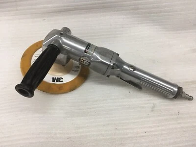 Black & Decker 6118 heavy duty RIGHT ANGLE Air Pneumatic DISC POLISHER / Sander - Image 1 of 4