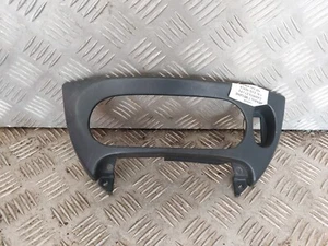 Cache Contour commande de chauffage - RENAULT MEGANE I (1) COUPE - Picture 1 of 3