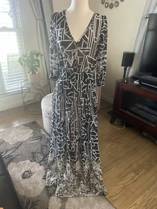 Anthropologie Moulinette Soeurs Equninox schwarz & weiß Plissee Maxikleid Gr. 6 - Bild 1 von 9