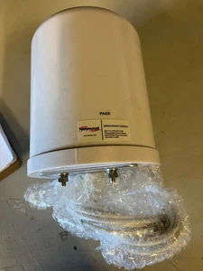 NEW TerraWave 802.11n2.4-2.5/5.15-5.85GHz 6dBi Outdoor MIMO Antenna - Picture 1 of 3