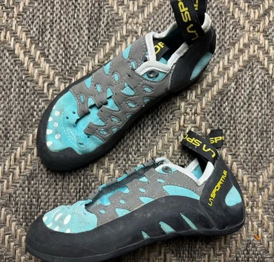 La Sportiva - Tarantulace - Rock Climbing Shoes Size 5 / 37 Eur - No Laces - Image 1 of 4
