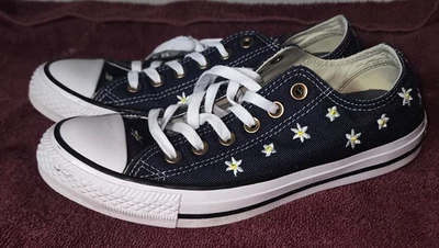 Converse All Star Low Top US 7.5 Navy Daisy Floral Embroidery Lace Up Skateboard - Image 1 of 4