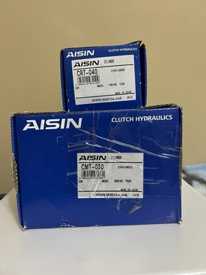 Cilindros maestro y esclavo de embrague Aisin CMT-030 y CRT-040 Toyota T100 Foto 1 de 4