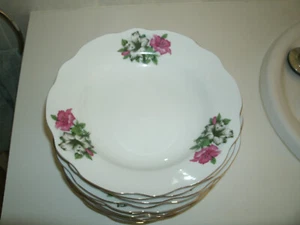 Vintage Bowls floral with gold rim x 12 - Picture 1 of 4