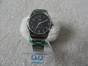 New - Q&Q Quartz Men's Watch - Water Resist - MSRP $54.95 - Picture 1 of 4