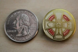 Ecce Panis Angelorum Behold the Bread of Angels CE Pin Pinback Button #28430 - Picture 1 of 2