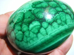 Erstklassiges, großes, kontrastreiches MALACHIT EI, 257,30 Gramm - Zdjęcie 1 z 9