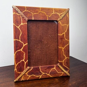 Kenia Marco Jirafa Cuero Acento Madera 4x6 - Imagen 1 de 14