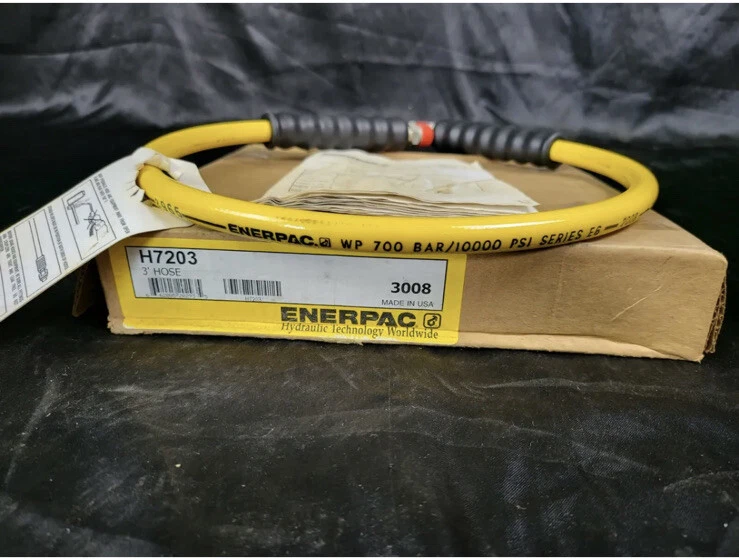 H7203 EnerPac WP700 E6 Series 2Q08 male #6 NPT hydraulic hose 3' 10000 psi - Image 1 of 3