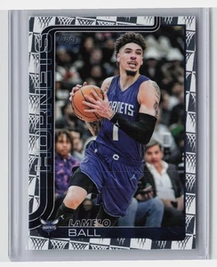 2025-26 Topps #67 LaMelo Ball Season Tip Off - Picture 1 of 2