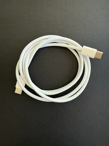 Kable ładujące Apple iPhone OEM 1m USB-C. Komplet z (3) - Zdjęcie 1 z 1
