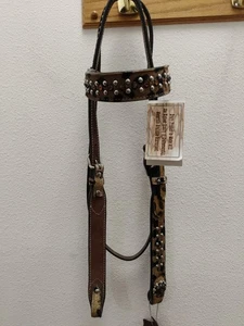 NUEVO CON ETIQUETAS Pelo Sobre Estampado Leopardo Marrón y Cabezal Con Botones Y Cristales - Imagen 1 de 7