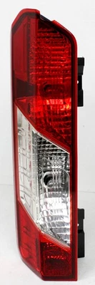 Lámpara trasera halógena del lado izquierdo del conductor OEM para Ford Transit 150, 250, 350 lente grieta Foto 1 de 4