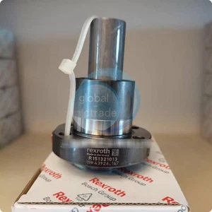 One REXROTH R151321013 R151221013 ball screw nut New - Picture 1 of 4