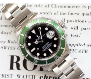 Rolex Submariner 16610LV - 40mm Green Bezel “Kermit” Watch - Picture 1 of 15