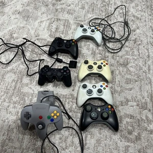 Lot Of 7 Gaming Controllers For Parts or Repair Xbox 360, PS2, Nintendo 64 - Picture 1 of 15