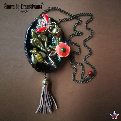 Flower Cameo Necklace Bee Insect Antique Vintage Style Pendant Art Deco Charms - Image 1 of 4