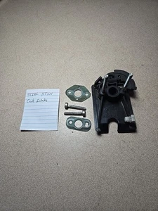 STIHL HT 101 Powerhead Carb Intake With Bolts And Gasket - Picture 1 of 3