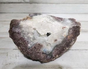 Geode mit Innenraum enthalten Quarzkristalle 1 Pfund 2,5 Unzen. - Bild 1 von 10