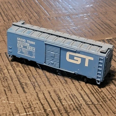 Lionel HO Scale #58614 Grand Trunk Western GTW Vintage Box Car - Image 1 of 4