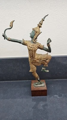 ANTIGA ESTÁTUA DE BRONZE DOURADO PRÍNCIPE TAILANDÊS PHRA RAMA arqueiro  - Imagem 1 de 4