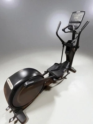 Precor EFX 835 版本 2 椭圆收敛坡道带 P31 - 清洁和服务 — 第 1/4 张图片