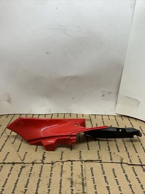 Carenado de cubierta lateral del tanque derecho Honda CBR250R CBR 250 2011-2013 64460-KYJ-9000 Foto 1 de 4