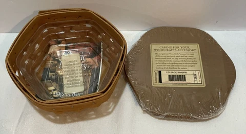 Longaberger Sage Hexagon Basket With Lid & Liner 6" 2001 Handwoven NEW Cover
