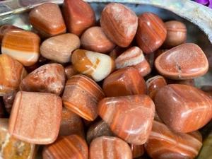 1x Roter Malachit Trommelstein 20-25 mm Reiki Heilkristall Trauma loslassen  - Bild 1 von 12