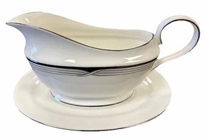 Lenox Erin Debut Collection Sauciere und Unterteller USA Made Fine Bone China - Bild 1 von 6
