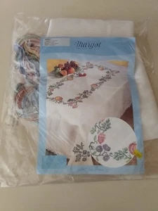 Kit de punta de aguja Margot de Paris 64" mantel redondo Le Fruit Made France ropa de cama - Imagen 1 de 8