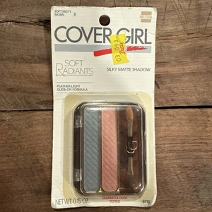 Cover Girl Soft Radiants  Silky Matte Eye Shadow EyeShadow Soft Misty Morn 3 NOS - Picture 1 of 3