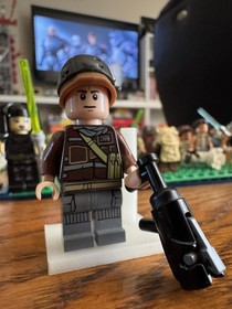 LEGO Star Wars Private Calfor Rebel Trooper minifigure 75164 Rogue One sw0805