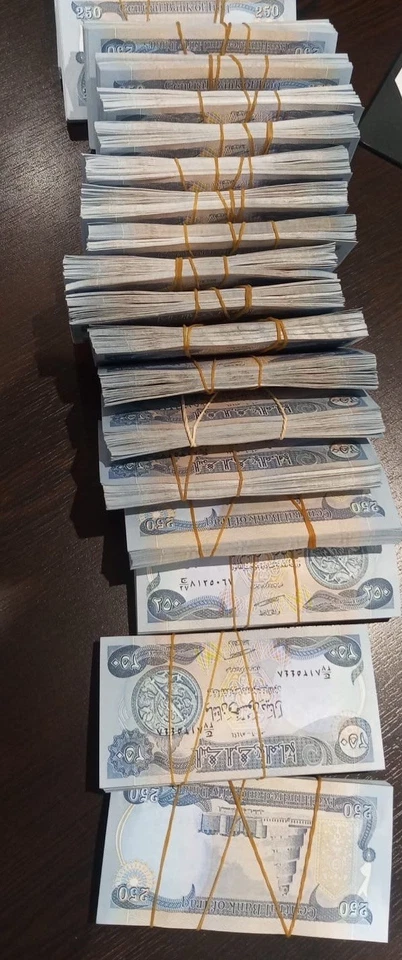 Iraq 2000 Pcs 250 Dinars 2003 AUNC TWO Bricks 500k IQD Active Authentic - Image 1 of 2