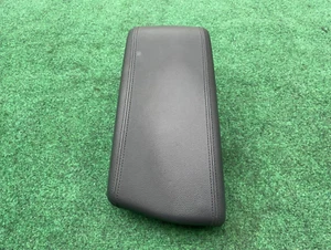 ๐ 18-19 HYUNDAI SONATA FRONT CONSOLE FRONT ARM REST CONSOLE OEM 84660C2000ZTR - Picture 1 of 8