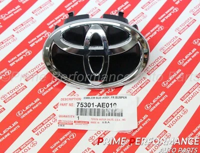 Toyota Sienna 2006-2010 Front Grille Bumper Emblem Genuine OEM  75301-AE010 - Image 1 of 4