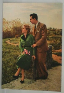 Vintage Couple In Love POSTCARD - Picture 1 of 2