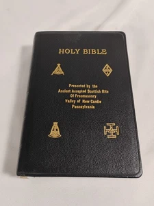 1940 Masonic Holy Bible Ancient Accepted Scottish Rite Freemasonry Presentation  - Picture 1 of 19