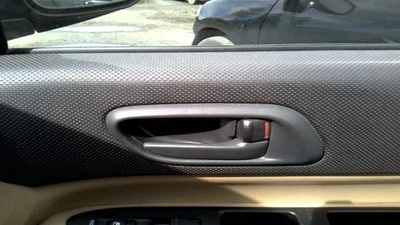 FORESTER  2004 Door Handle Interior 29838473 - Image 1 of 4