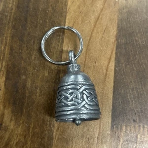Campana y campana de paseo de motocicleta con patrón de nudo celta Guardian - Imagen 1 de 4