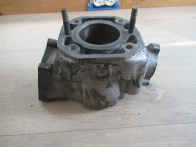 CR 125R HUSQVARNA 1984 CR 125R 1984 CILINDRO MANGUITO 54,94 MM Foto 1 de 4