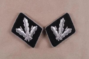 GERMAN BRIGADEFUHRER COLLAR TABS RANK INSIGNIA SILVER BRAID HAND WOVEN WOOL - Picture 1 of 3